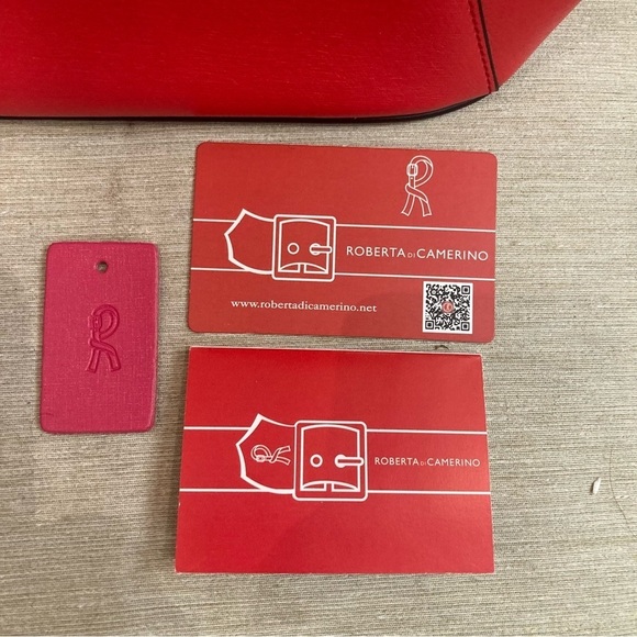 ROBERTA DI CAMERINO Handbag w/  Many Pockets and Compartments and Shoulder Strap - Picture 2 of 16